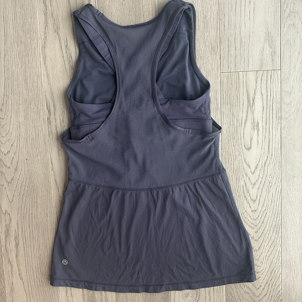 Lululemon Fast As Light 2-In-1 Tank Grey Purple Size 4 Luxtreme Light - Picture 9 of 14